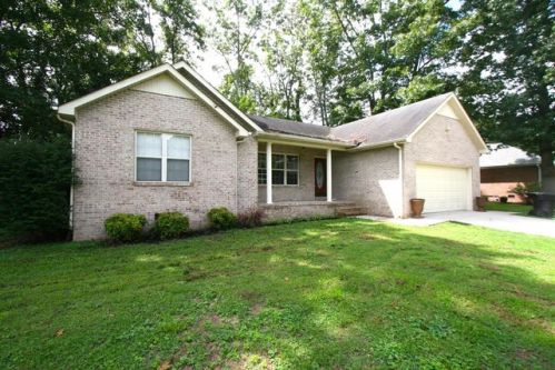116 Jennings Cir, Tullahoma, TN 37388-8856