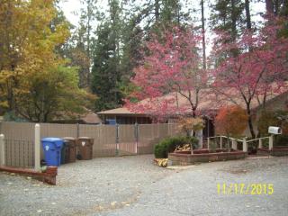 6282 Pentz Rd, Paradise, CA 95969-4408