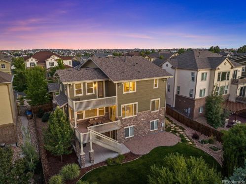 26605 Peakview Dr, Aurora CO 80016-6108 exterior