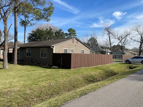 3237 Bernard St, Morgans Point TX  77571-3825 exterior