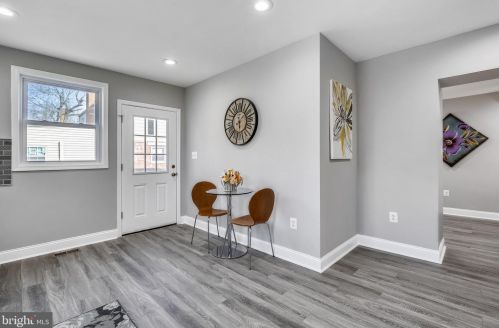 11810 Valleywood Dr, Silver Spring MD 20902-2233 exterior