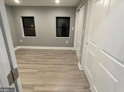 2400 Howard St, Philadelphia PA  19133-4008 exterior