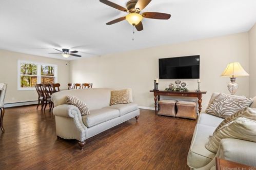 120 Wentworth Dr, Wapping CT  06074-1259 exterior