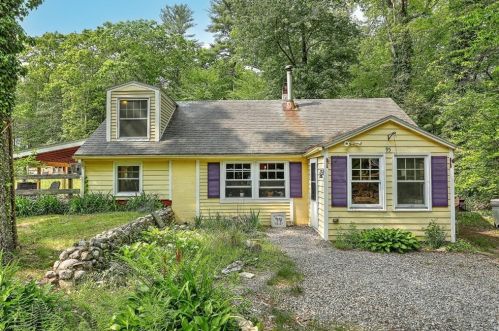 95 Breakheart Hill Rd, West Greenwich, RI 02817-2079