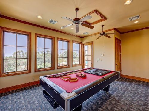8708 Capehart Cv, Austin TX  78733-3260 exterior