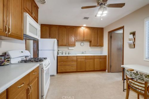 917 Ira Ct, Anaheim CA  92804-4007 exterior