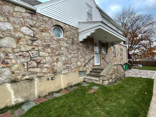 1728 Greenleaf St, Allentown, PA 18104-2316