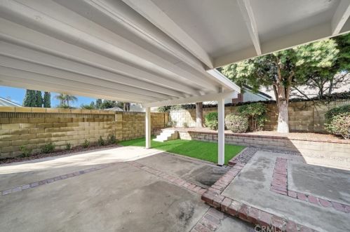 1617 Aspen St, Santa Ana CA  92705-6903 exterior