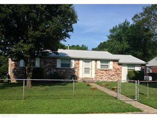 2201 Grimes Rd, Hampton VA  23663-1135 exterior