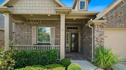 8130 Laughing Falcon Trl, Conroe, TX 77385-1111