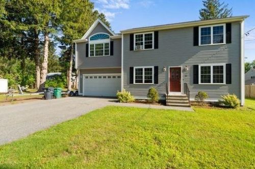 20 Dallas Ave, Warwick, RI 02889-1714