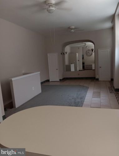 2550 11 St, Philadelphia PA  19123-1135 exterior