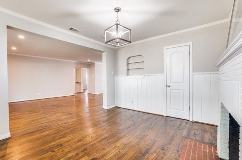 6322 Anita St, Dallas TX  75214-2615 exterior
