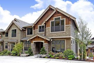 2548 Alpine Crest Way, Bellevue, WA 98027-5490