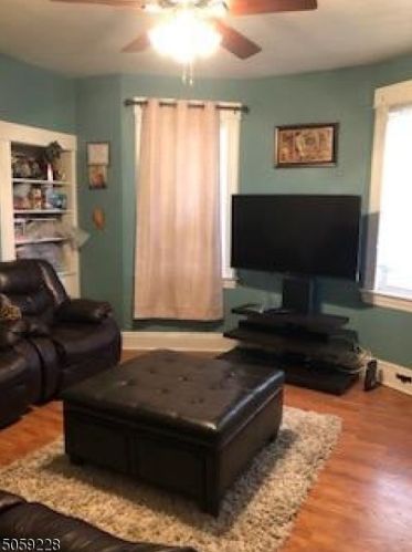 48 Linden Ave, Bloomfield, NJ 07003-2307