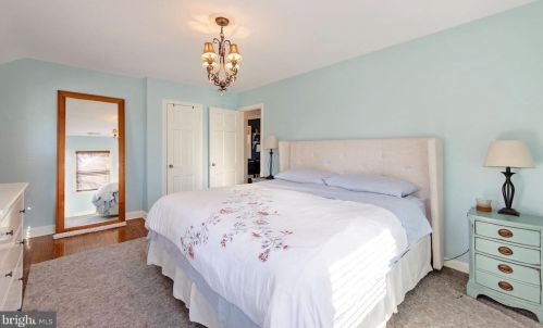 10211 Sutherland Rd, Silver Spring MD 20901-2236 exterior