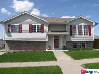 7705 83rd St, Omaha, NE 68122-2322
