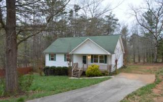 121 Russ Cir, Clarkesville, GA 30523-5919