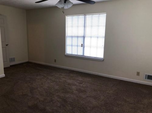 6 Harriette Dr, Stockbridge GA  30281-3867 exterior