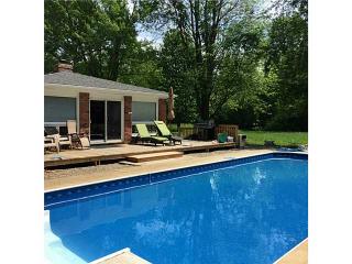 639 Centennial Rd, Toledo OH  43617-2101 exterior