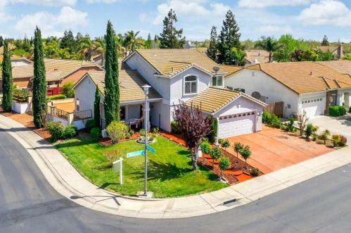 9927 Mirabella Way, Elk Grove, CA 95757-2829