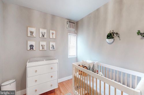 1318 Jackson St, Philadelphia PA  19148-2931 exterior