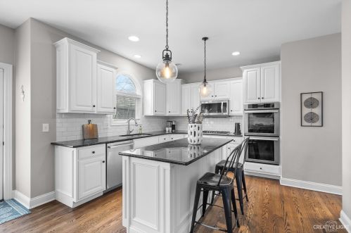 3608 Tall Grass Dr, Naperville, IL 60564-4441
