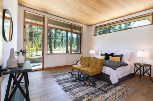 705 John Mckinney, Truckee CA  96161-5190 exterior