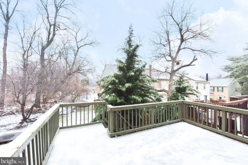 10350 Castlehedge Ter, Silver Spring MD 20902-5808 exterior