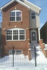 1532 Keating Ave, Chicago, IL 60651-1622