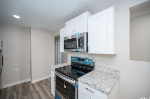 2146 Westfield Cir, Taylorsville UT 84084-4222 exterior