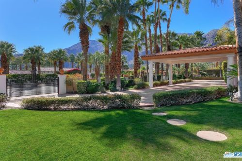 500 Stevens Rd, Palm Springs, CA 92262-4226