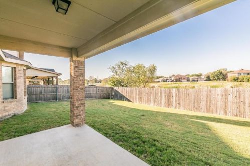 5961 Saddle Flap Dr, Fort Worth, TX 76179-7391