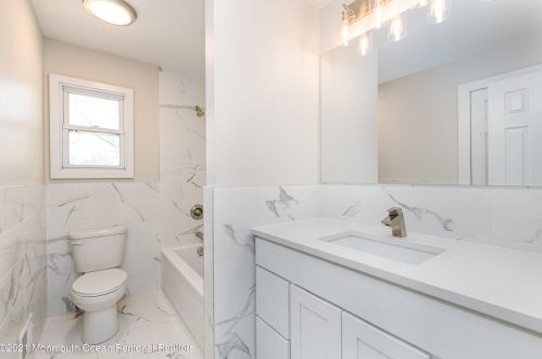 61 Western Dr, Wall Township NJ  07731-2727 exterior