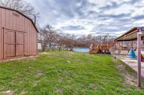 6300 Basswood Dr, Fort Worth TX  76135-1703 exterior