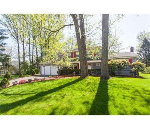 12 Westover Way, Edison, NJ 08820-2227