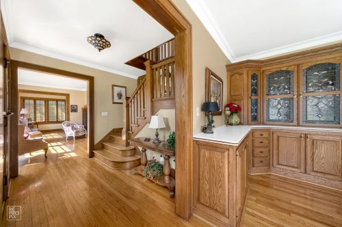 226 Oak St, Itasca, IL 60143-1766