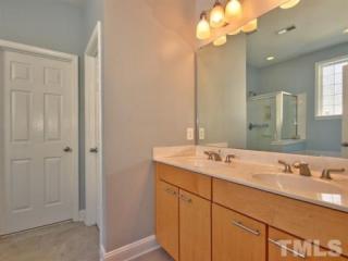 538 Front Ridge Dr, Cary NC  27519-6432 exterior