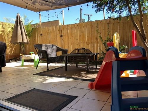 905 Marlin Dr, Vista, CA 92084-5649