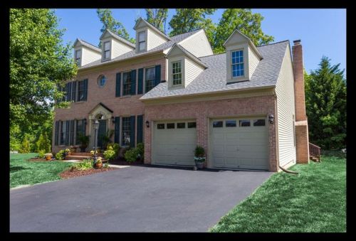 3520 Katrina Ct, Triangle, VA 22172-2062
