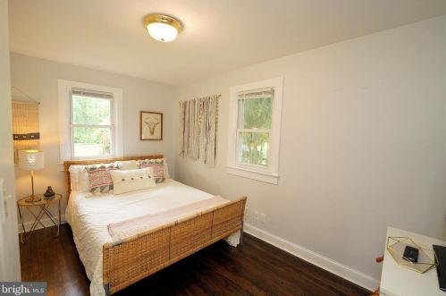 33 Wilder Ave, Princeton NJ  08540-0064 exterior