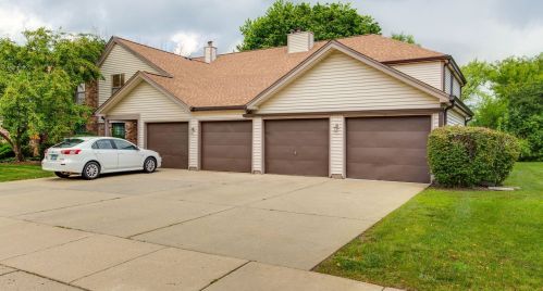 646 Hapsfield Ln, Buffalo Grove, IL 60089-3364