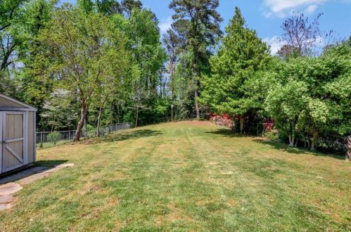1370 Emory Rd, Atlanta GA  30306-2406 exterior