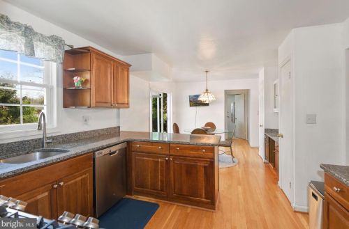 1800 Cullen Dr, Silver Spring MD 20905-4428 exterior