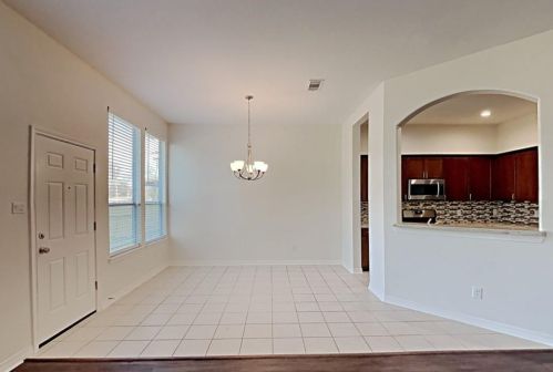 2204 Perkins Crossing Dr, Conroe TX  77304-6810 exterior