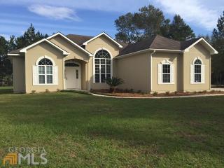 14 Rainbow Ln, Woodbine, GA 31569-4051