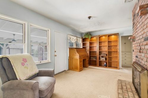 4150 Emerson St, Riverside CA  92506-2052 exterior