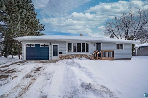 112 2nd Ave, Duluth, MN 55810-2353