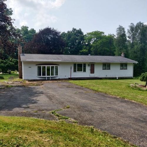 2087 Rocky Grove Ave, Franklin, PA 16323-6745
