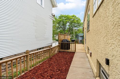 768 Como Ave, Saint Paul MN  55103-1457 exterior